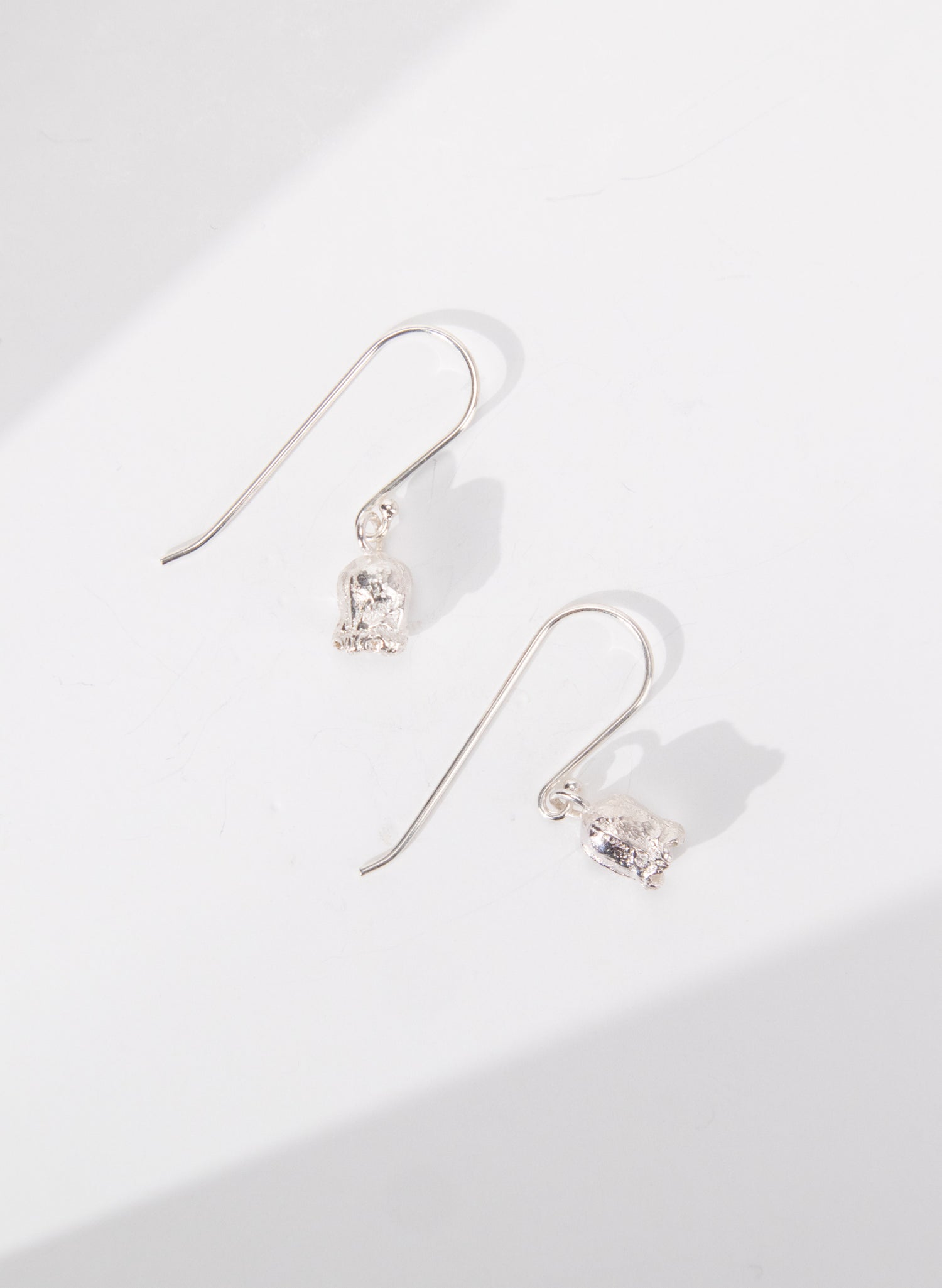 Rātā Hook Earrings - Sterling Silver