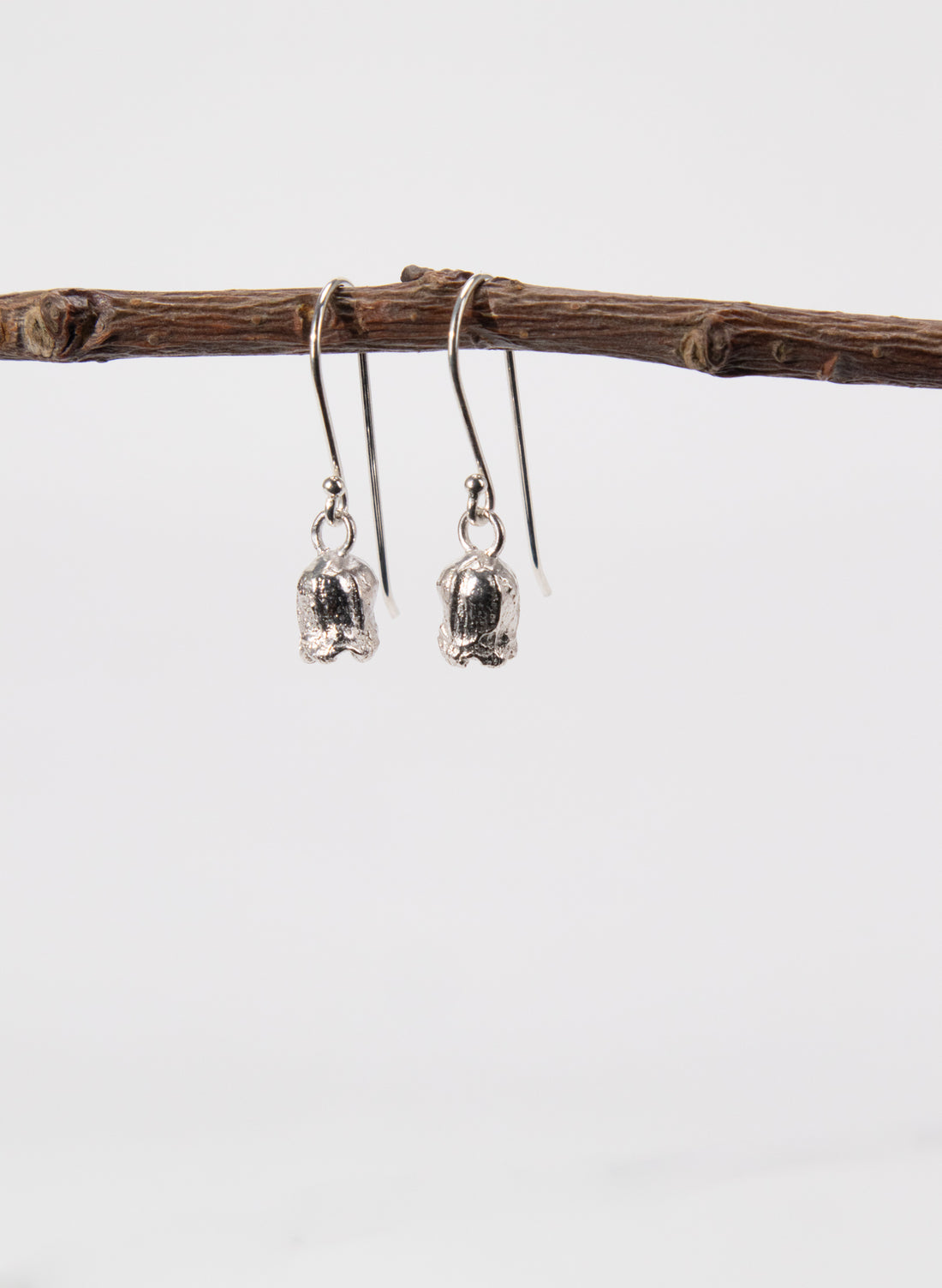 Rātā Hook Earrings - Sterling Silver