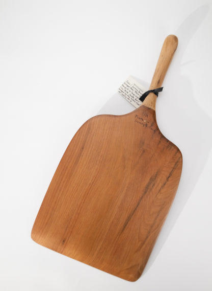 Totara Pizza Serving Board
