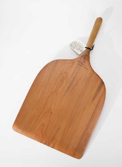 Totara Pizza Serving Board