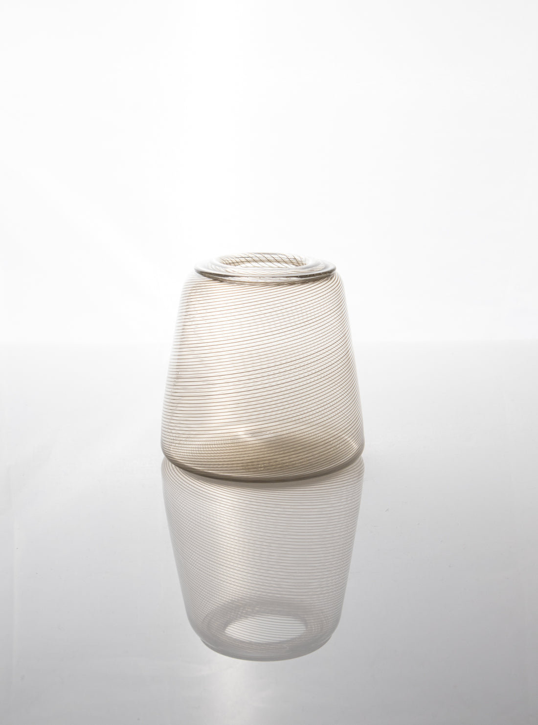 Bouquet Fold Vase - Walnut