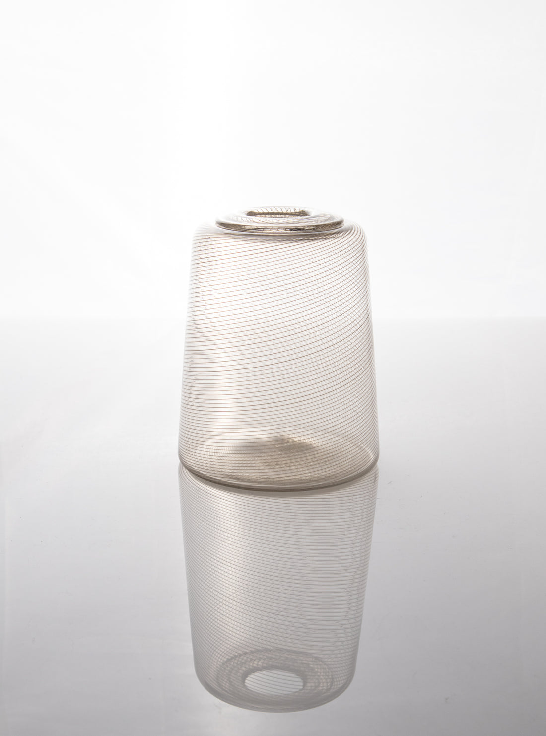 Bouquet Fold Vase - Walnut
