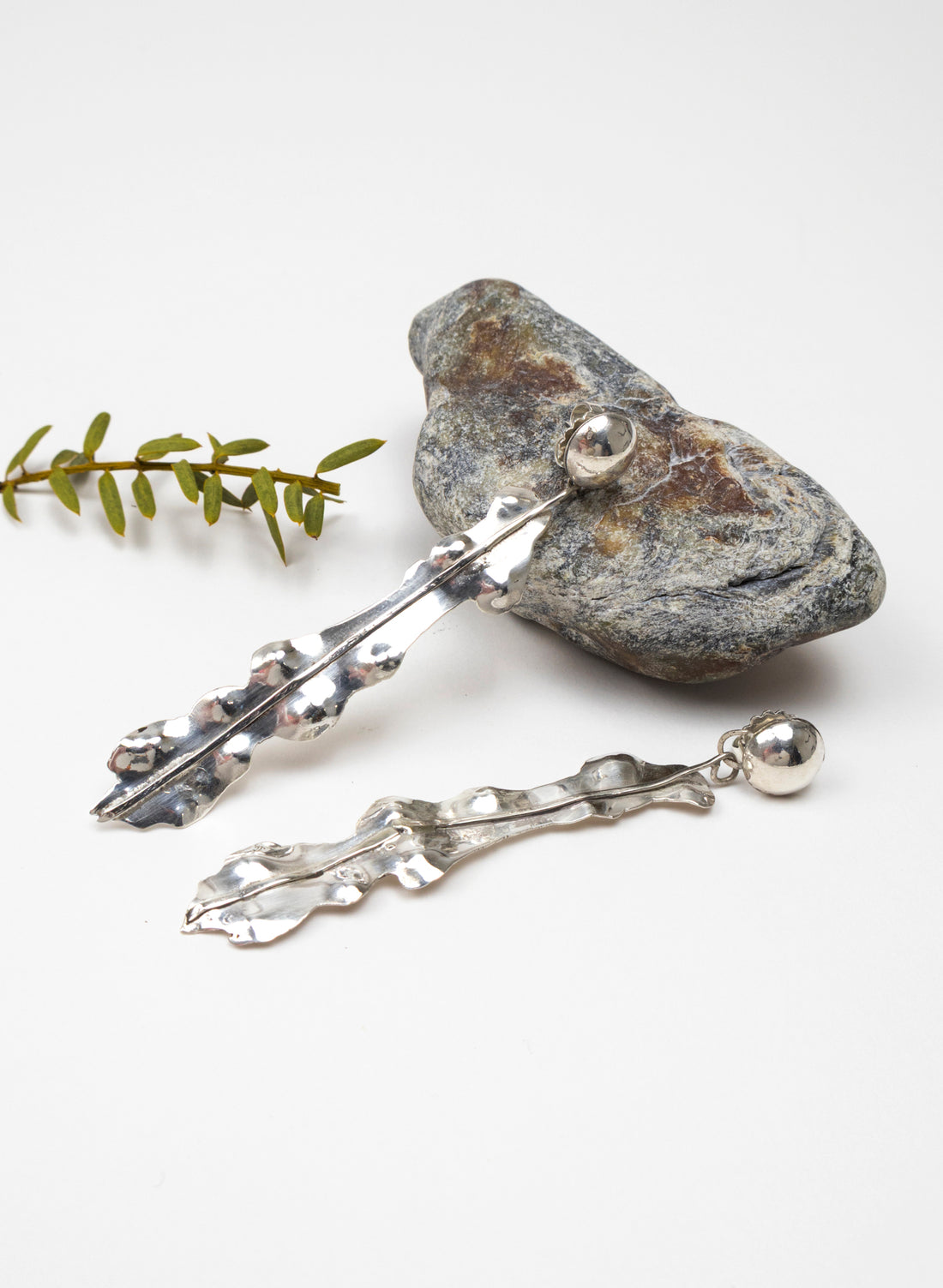 Horoeka Leaf Earrings