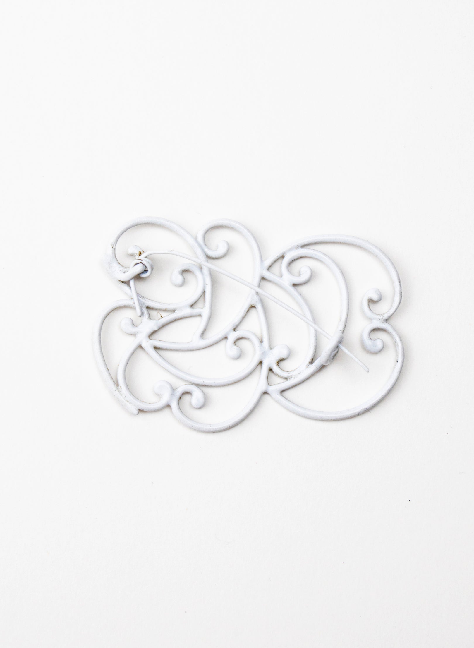 Koru Brooch Bronze/White