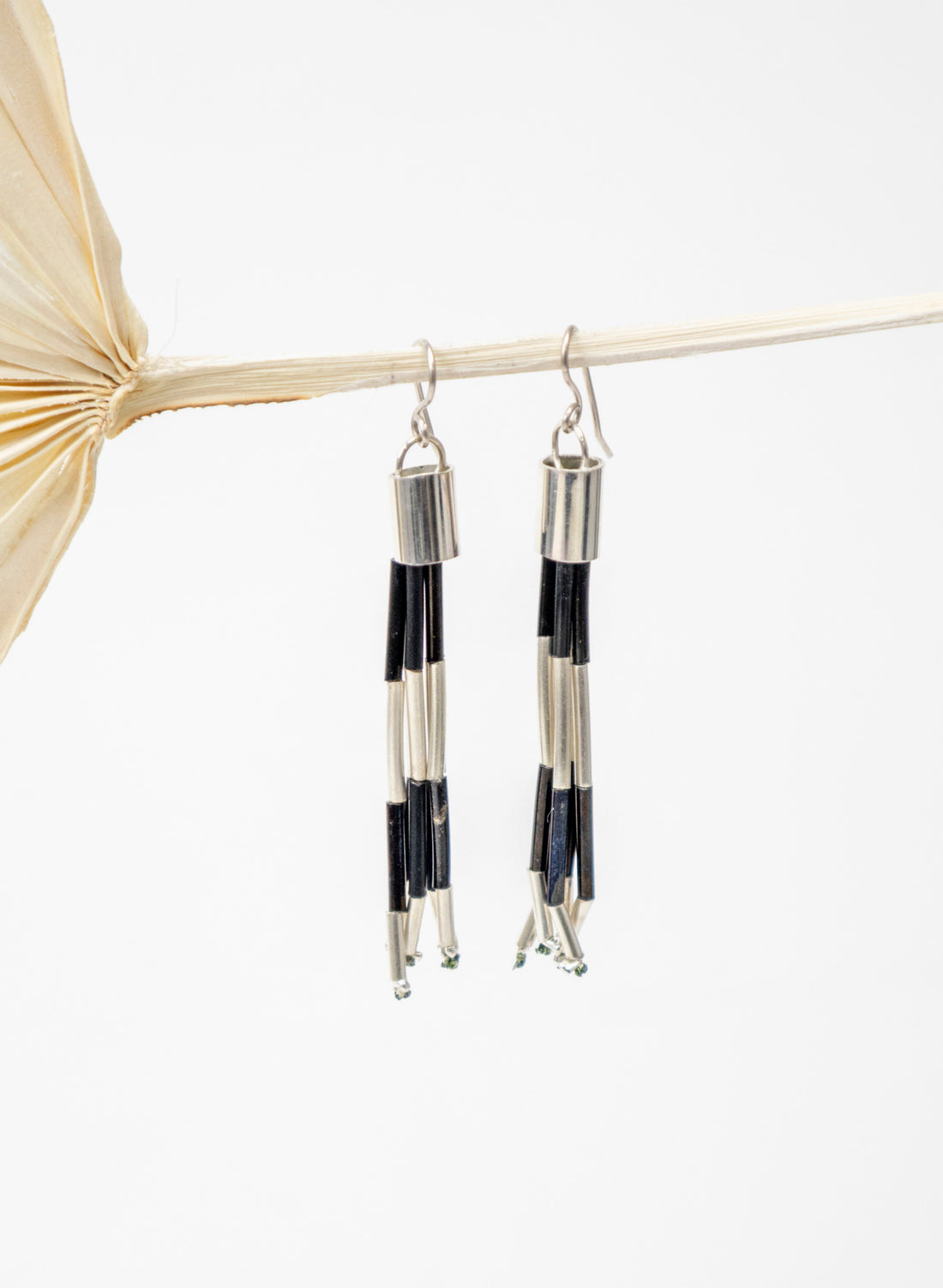 Piupiu Hook Earrings
