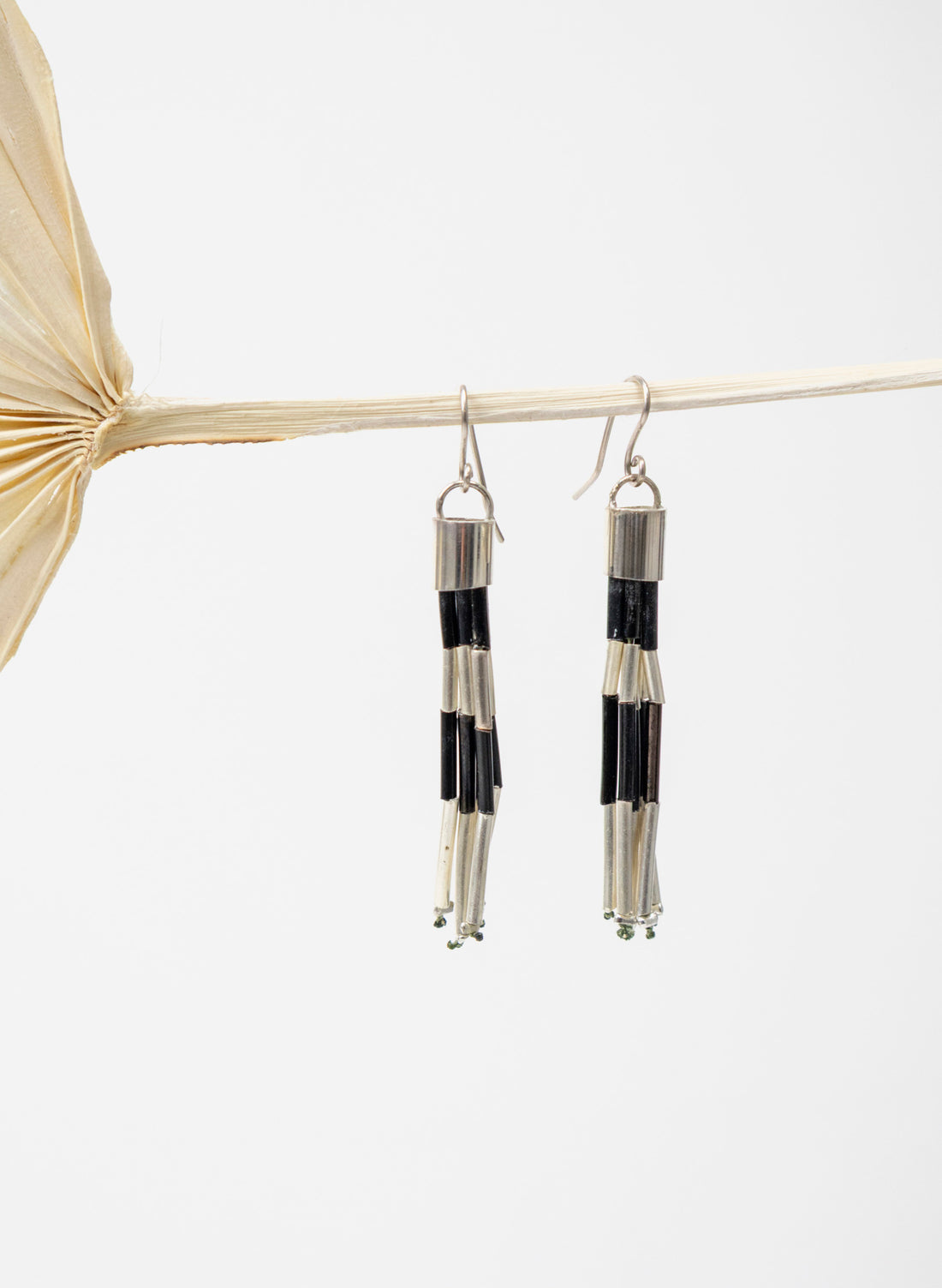 Piupiu Hook Earrings