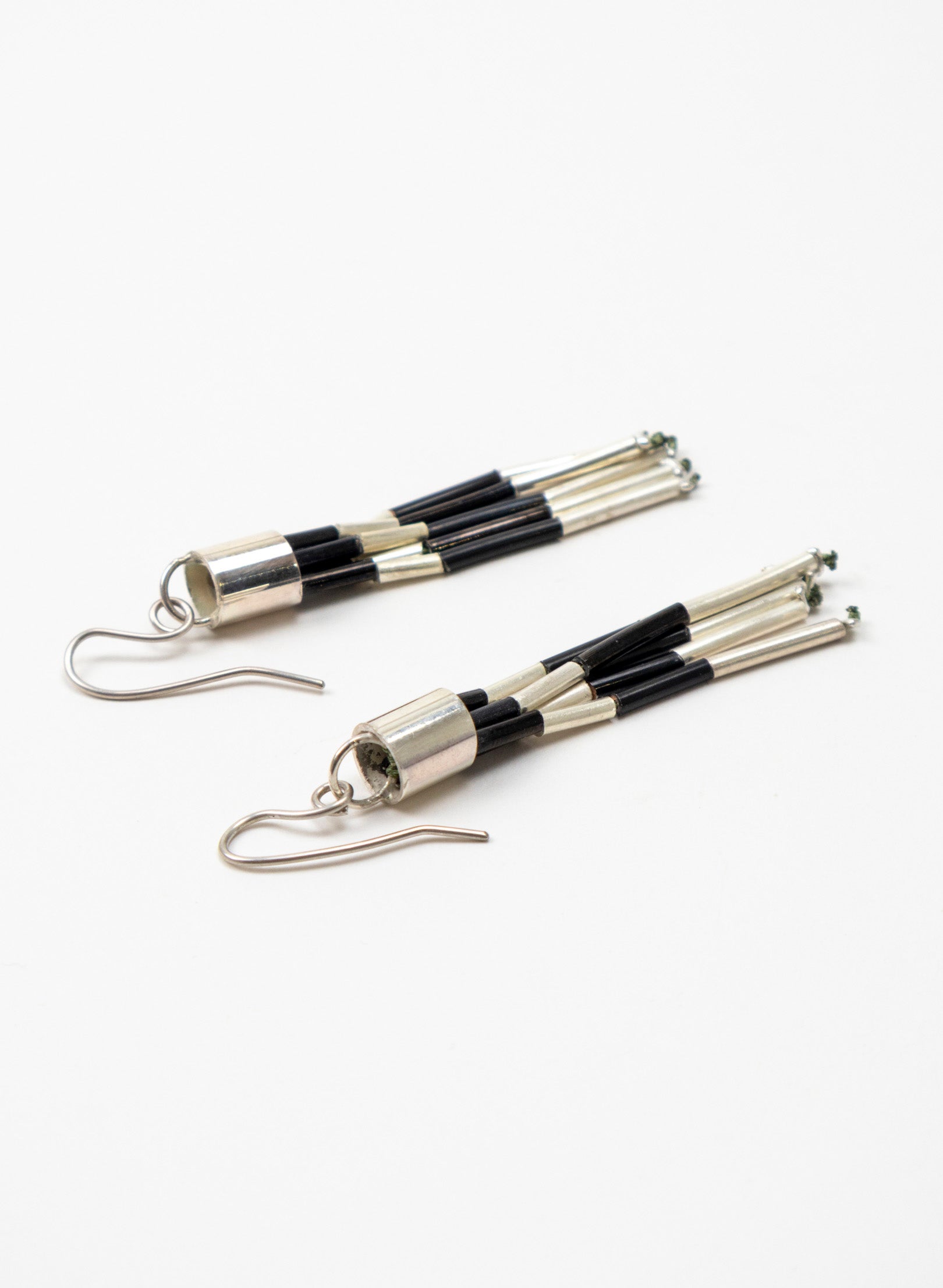 Piupiu Hook Earrings