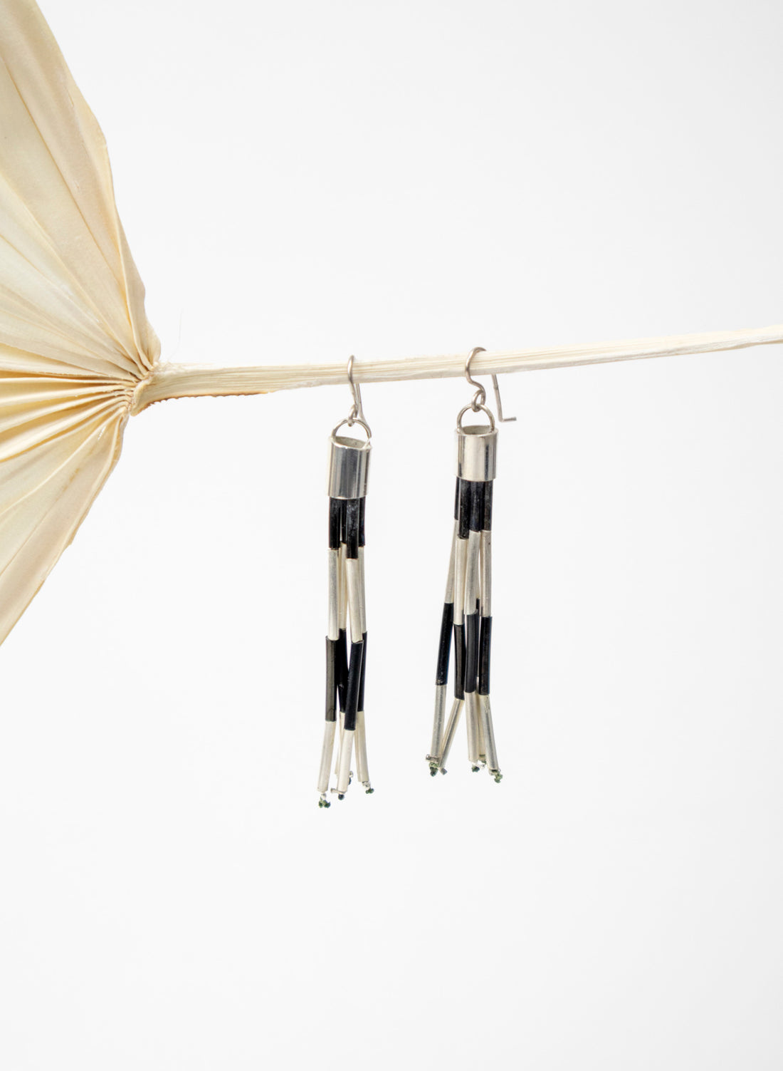 Piupiu Hook Earrings
