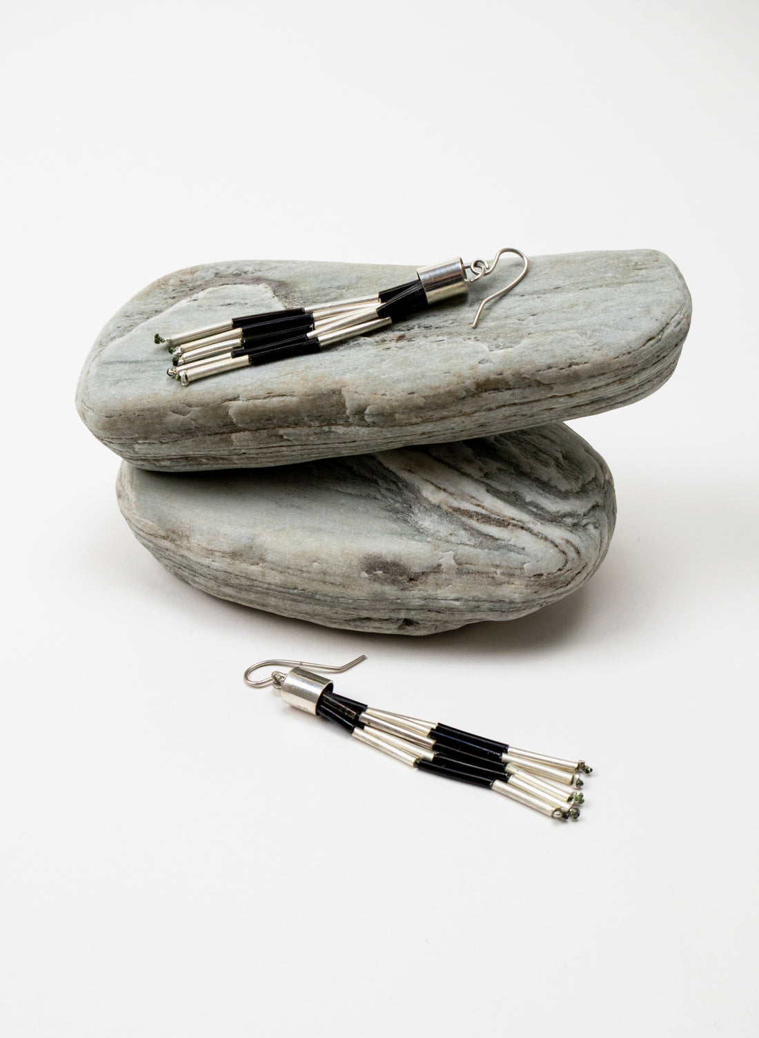 Piupiu Hook Earrings