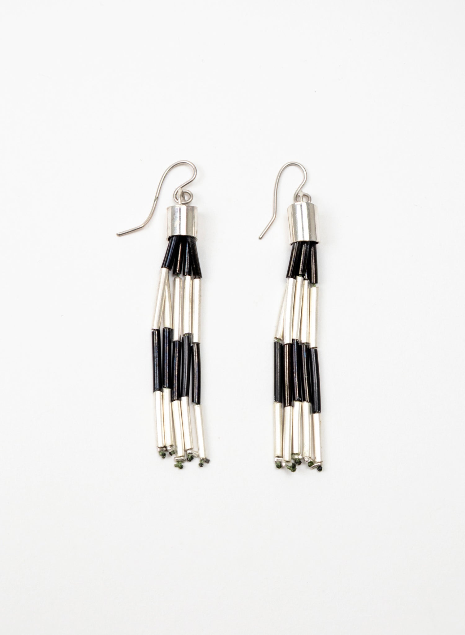 Piupiu Hook Earrings
