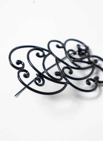 Koru Brooch Bronze / Black