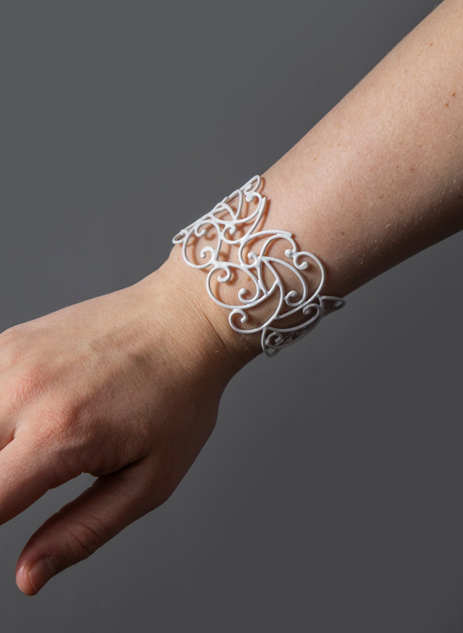 Koru Cuff Bronze/White