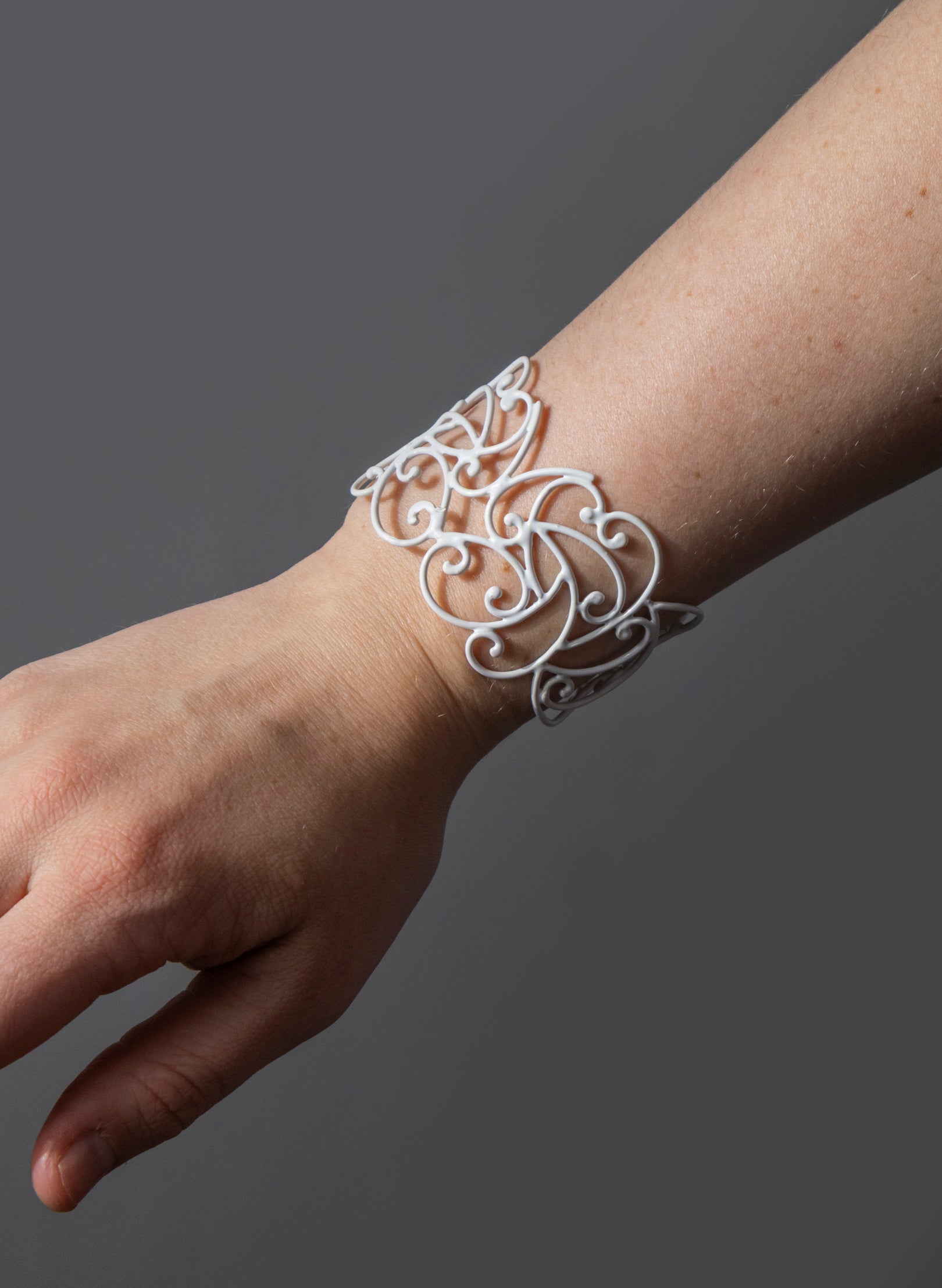 Koru Cuff Bronze/White