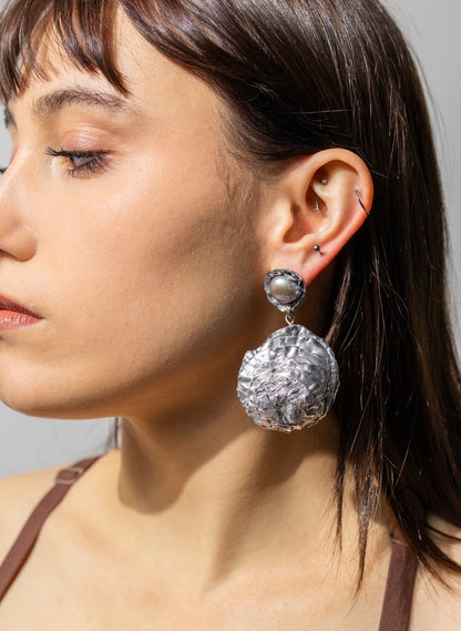 Bluff Oyster Stud Earrings