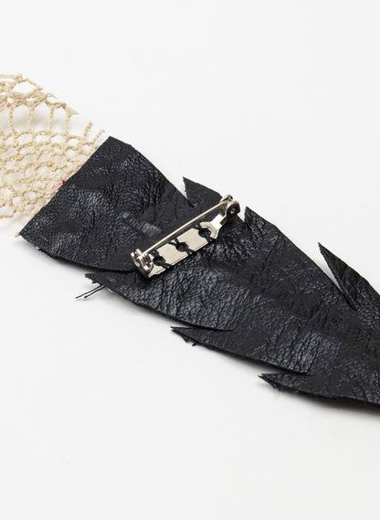 Single Huia Feather Brooch