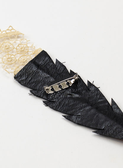 Single Huia Feather Brooch