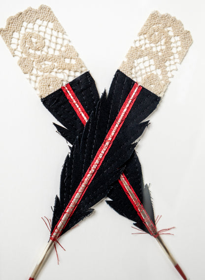 Single X Huia Feathers