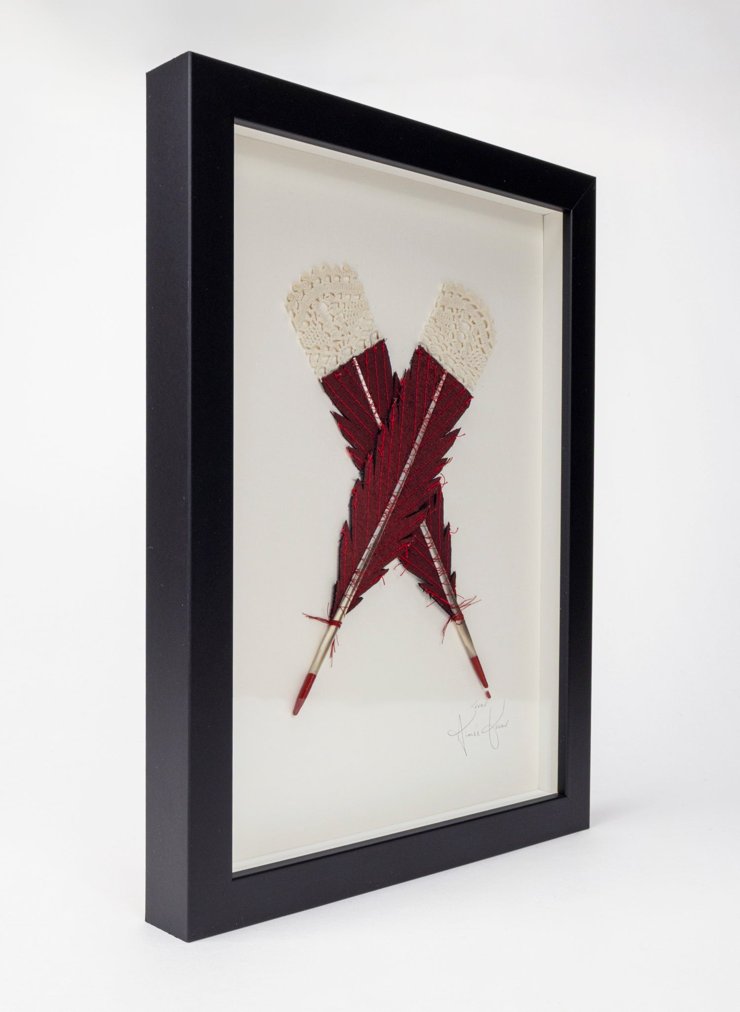 Single X Huia Feather Framed