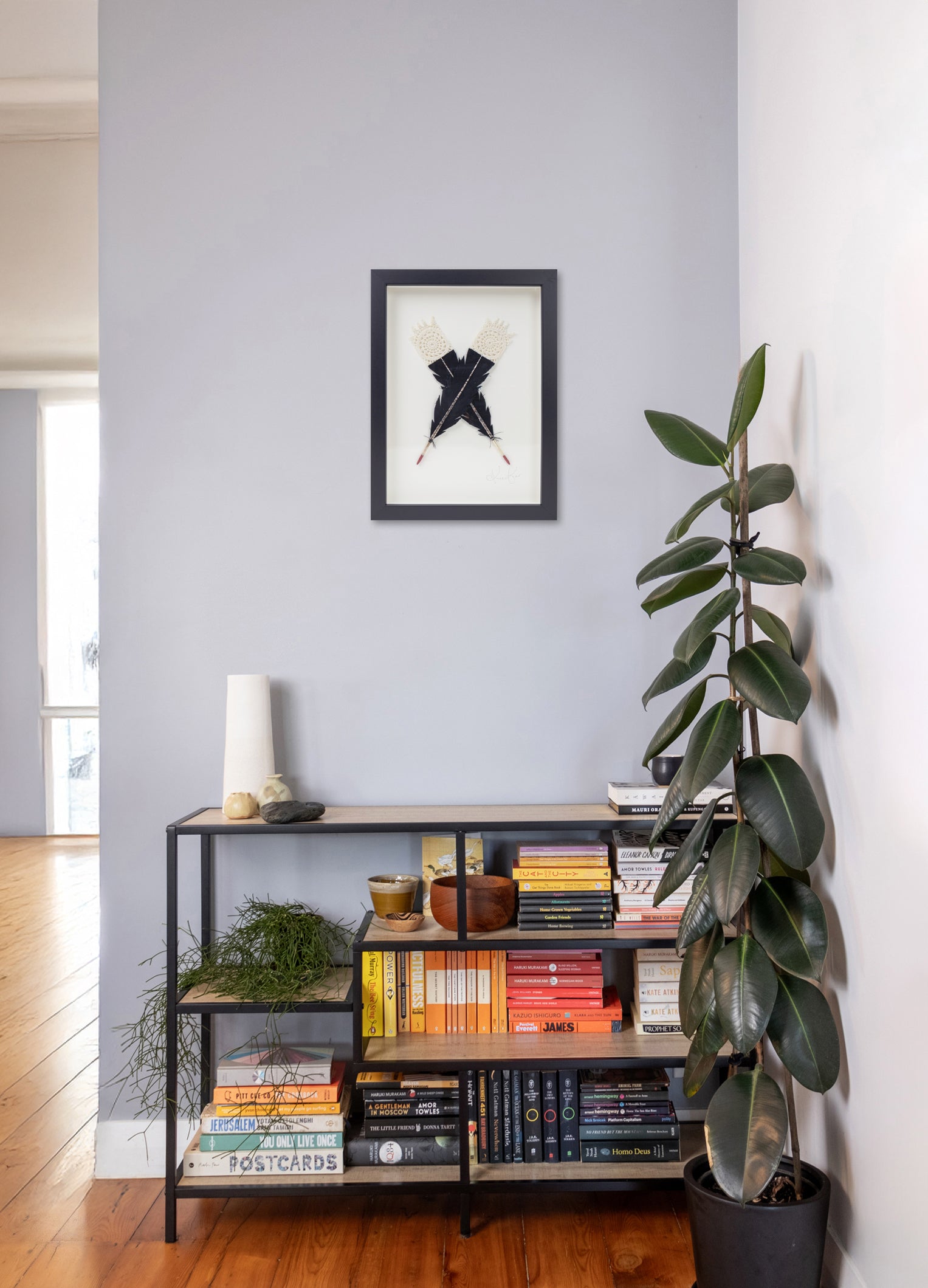 Single X Huia Feather Framed