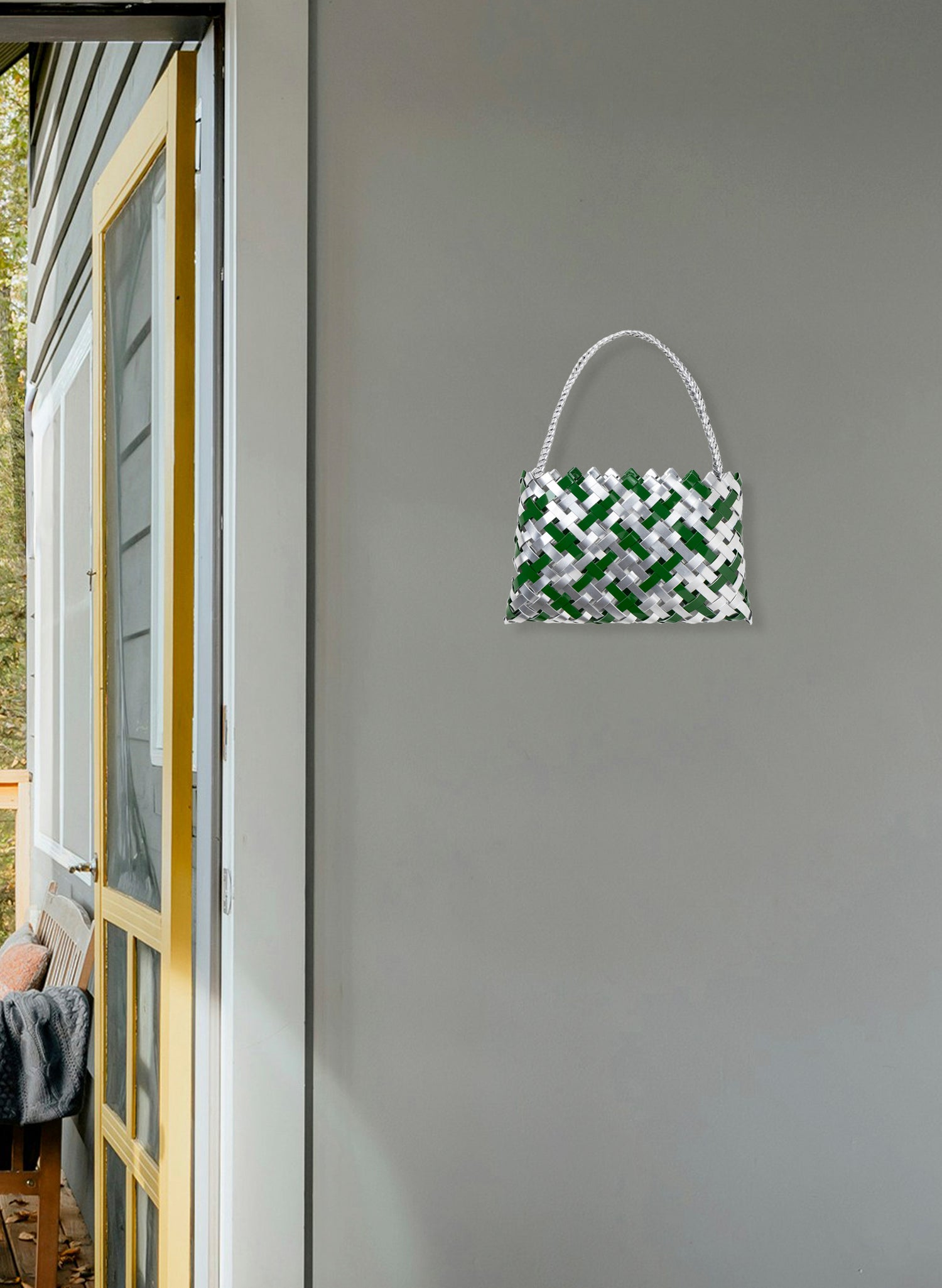 Green and Silver Aluminium Kete (12 End)