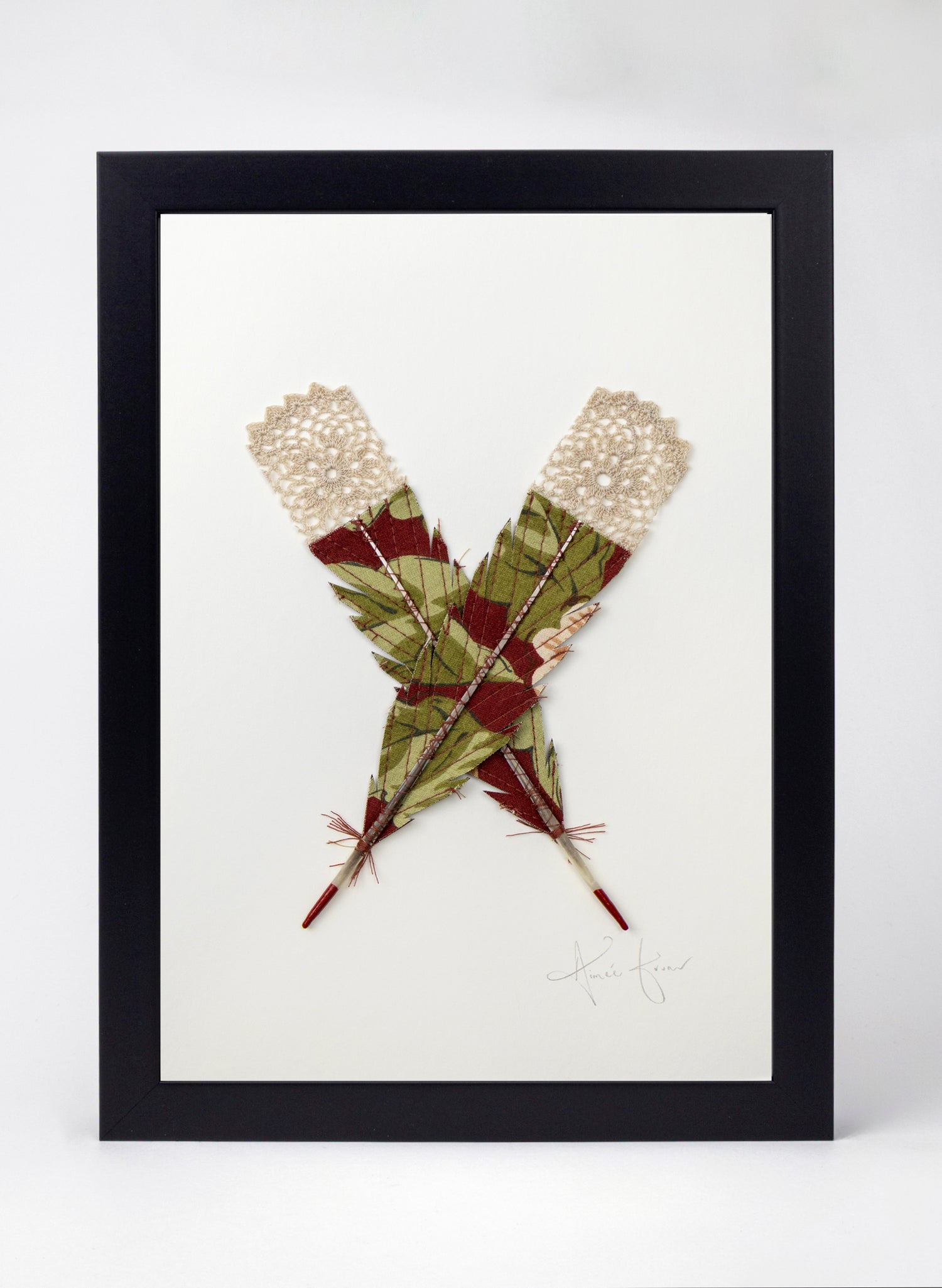 Single X Huia Feather Framed