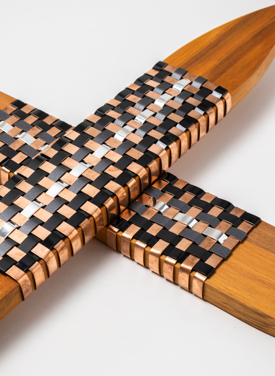 Black, Grey, Silver and Copper Putiputi