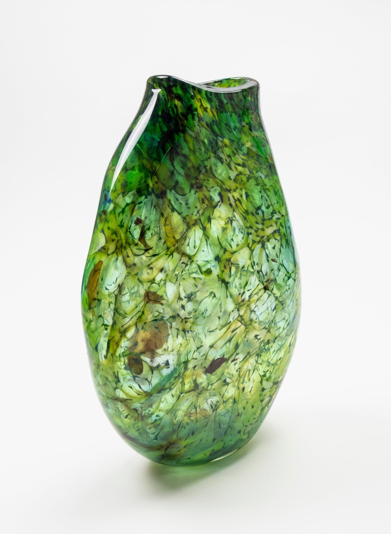 Thick Tall Greenstone Patu Form Vase