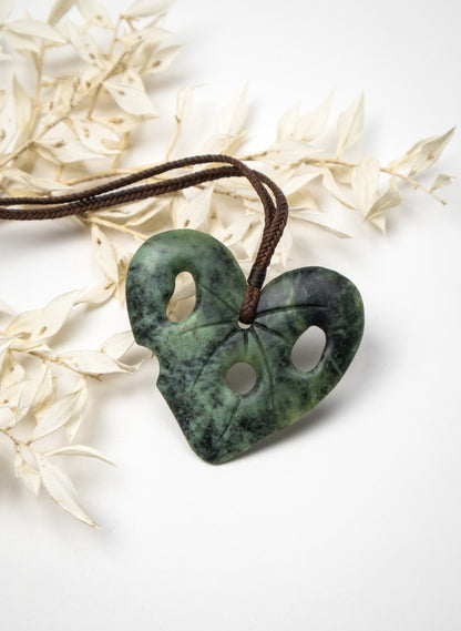 Pounamu Kawakawa Necklace 