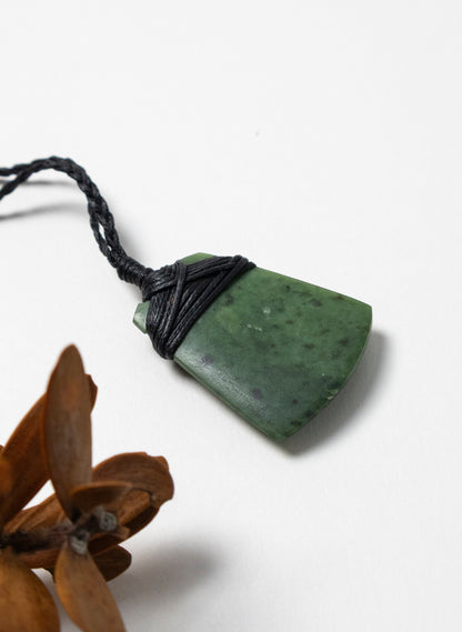 Small Crossbound Pounamu Toki Pendant
