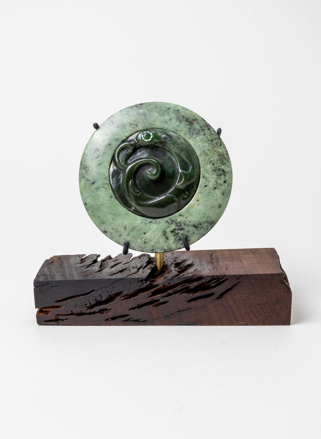 Pounamu Disc Sculpture