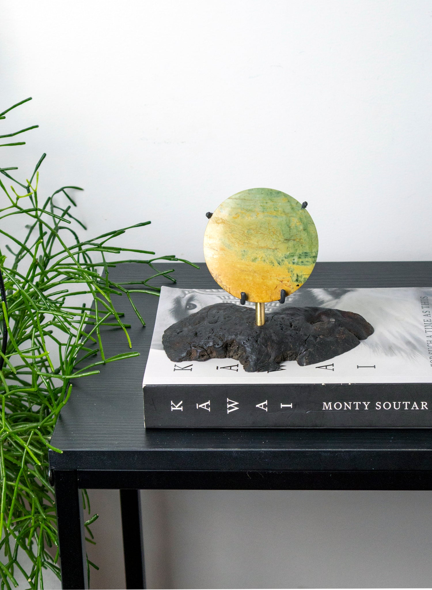 Pounamu Disc Sculpture