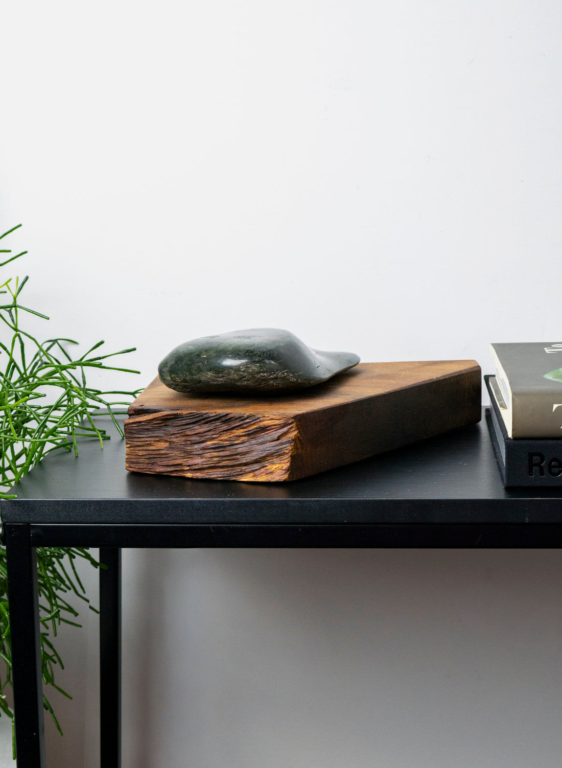 Pounamu Mauri Stone with Base