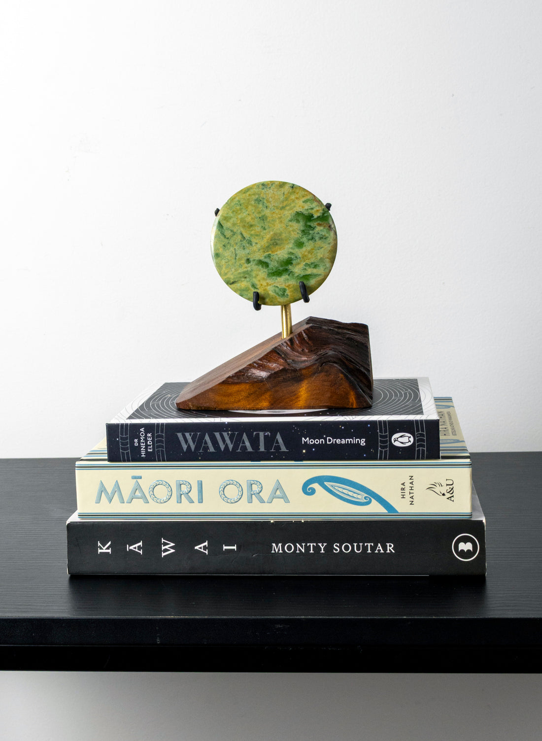 Pounamu Disc Sculpture