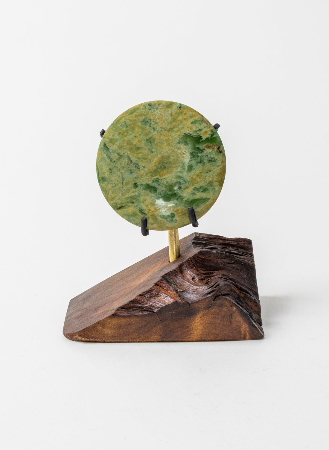 Pounamu Disc Sculpture