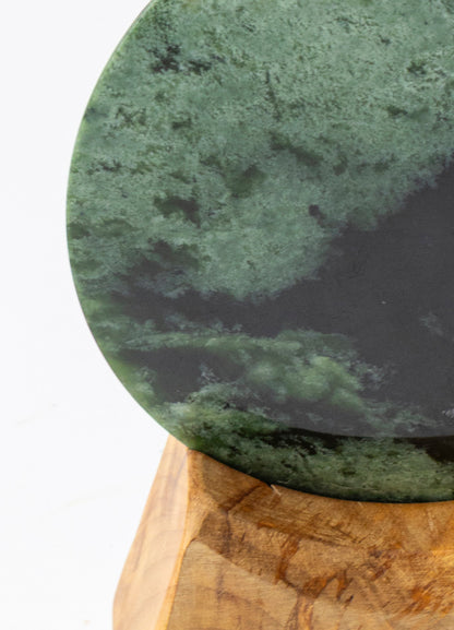 Kōpae Disc on a Stand