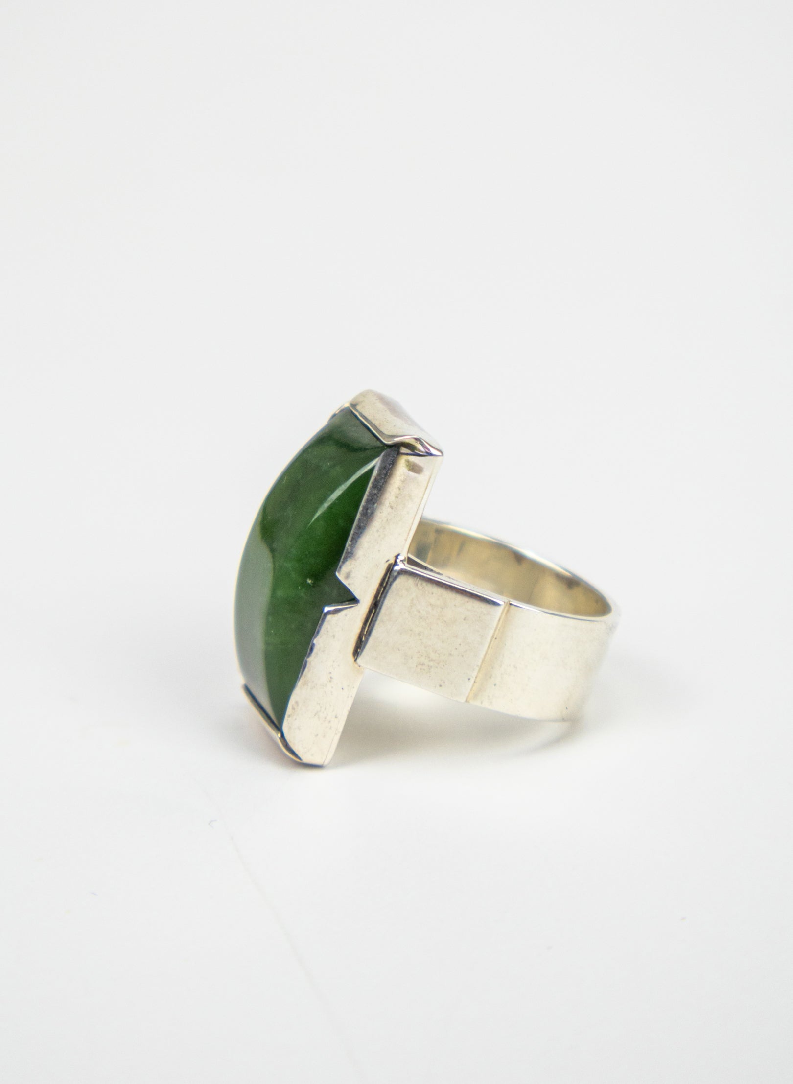 Pounamu and Silver Ring