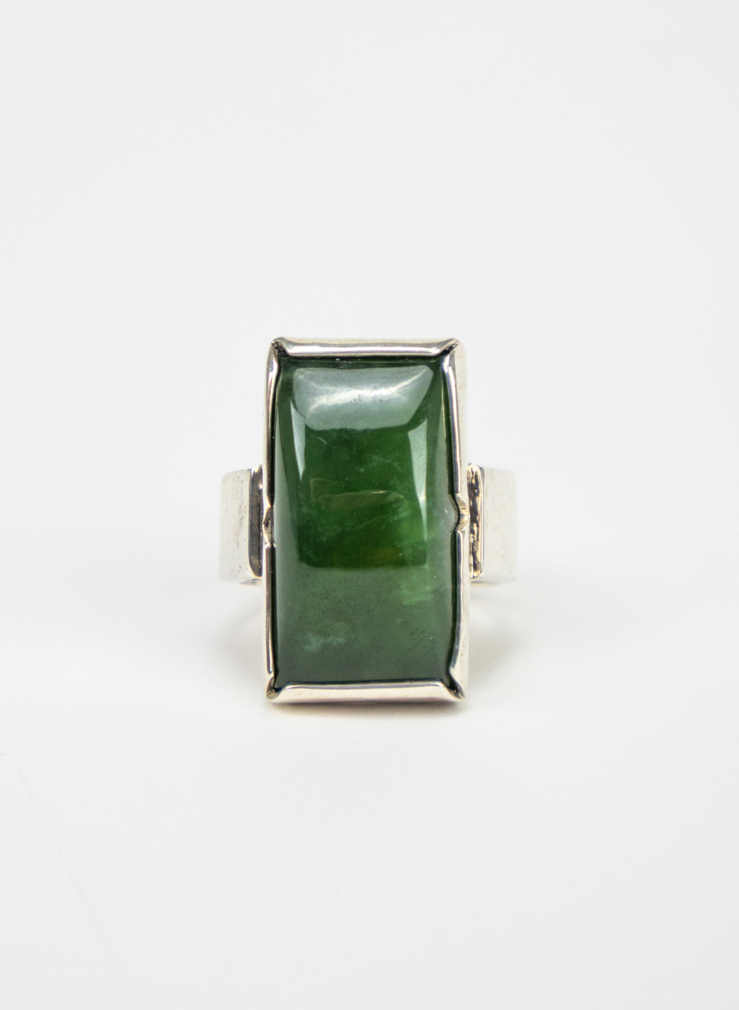 Pounamu and Silver Ring