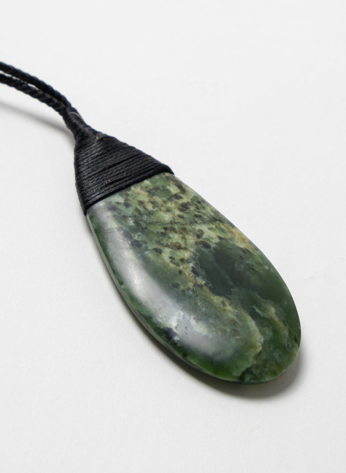 Bound Pounamu Roimata