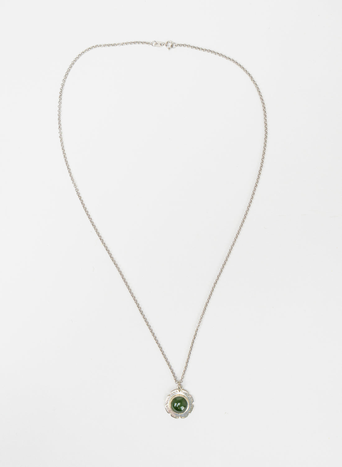 Pounamu Pendant with Silver Fastening and Chain