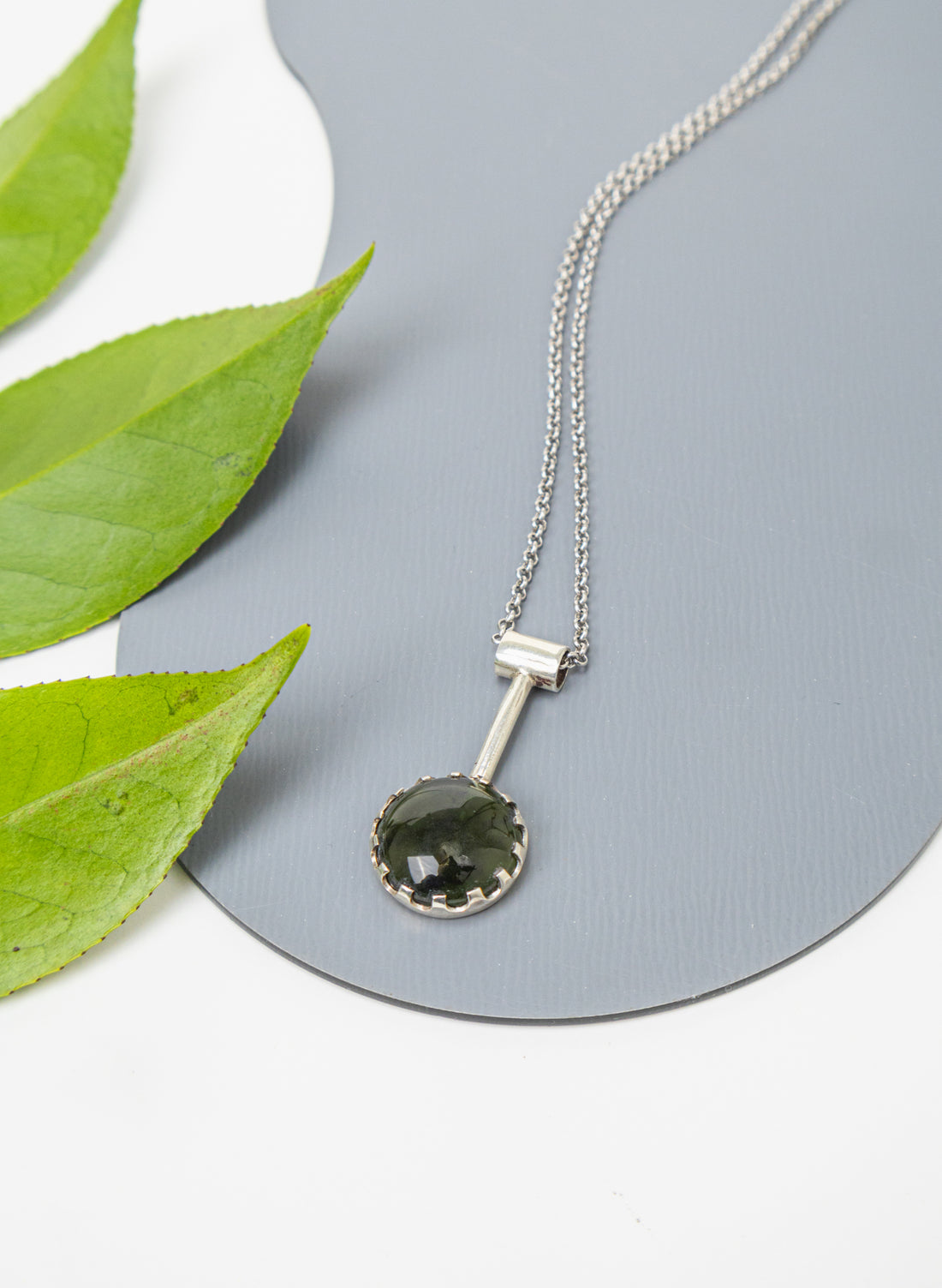Pounamu Pendant with Silver Fastening and Chain