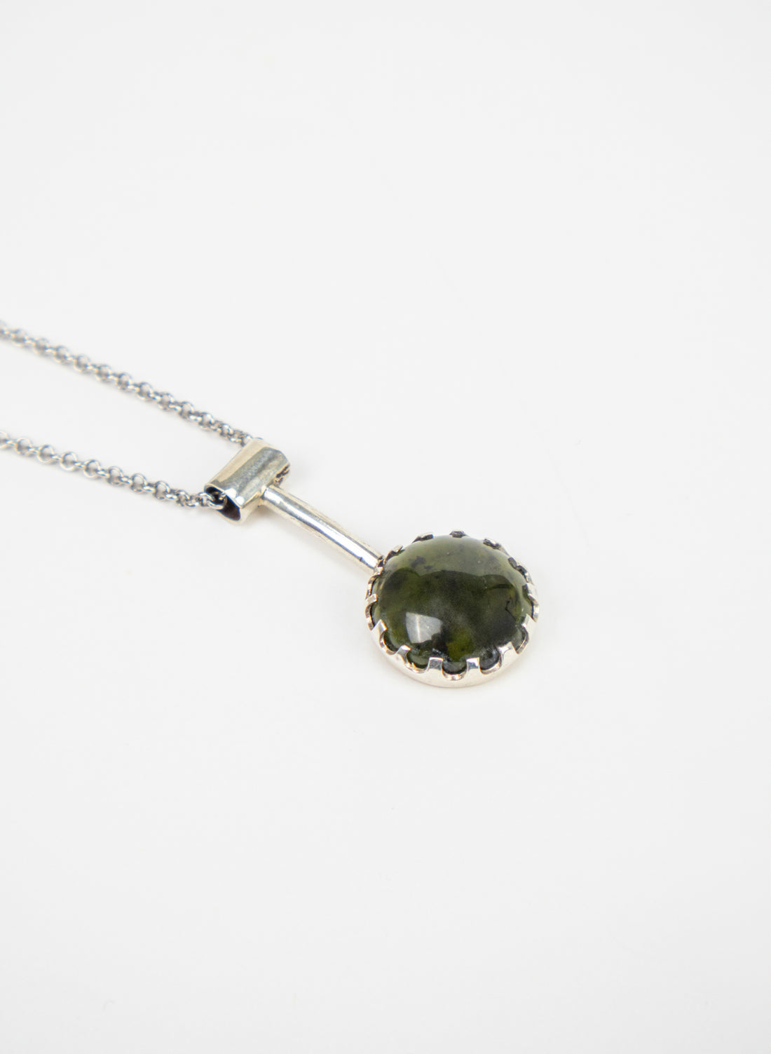 Pounamu Pendant with Silver Fastening and Chain