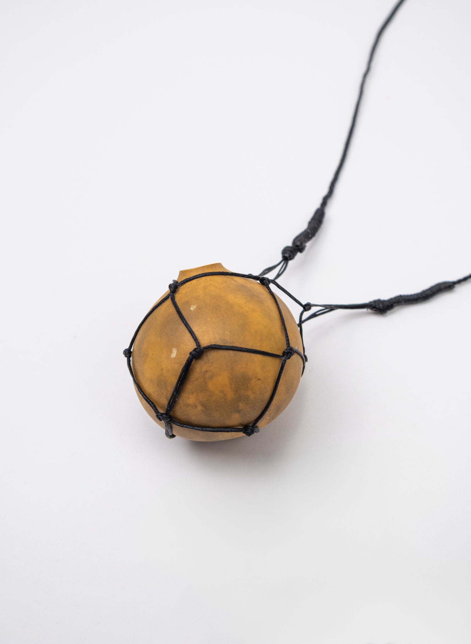 Poi Awiowhio Necklace with Feathers