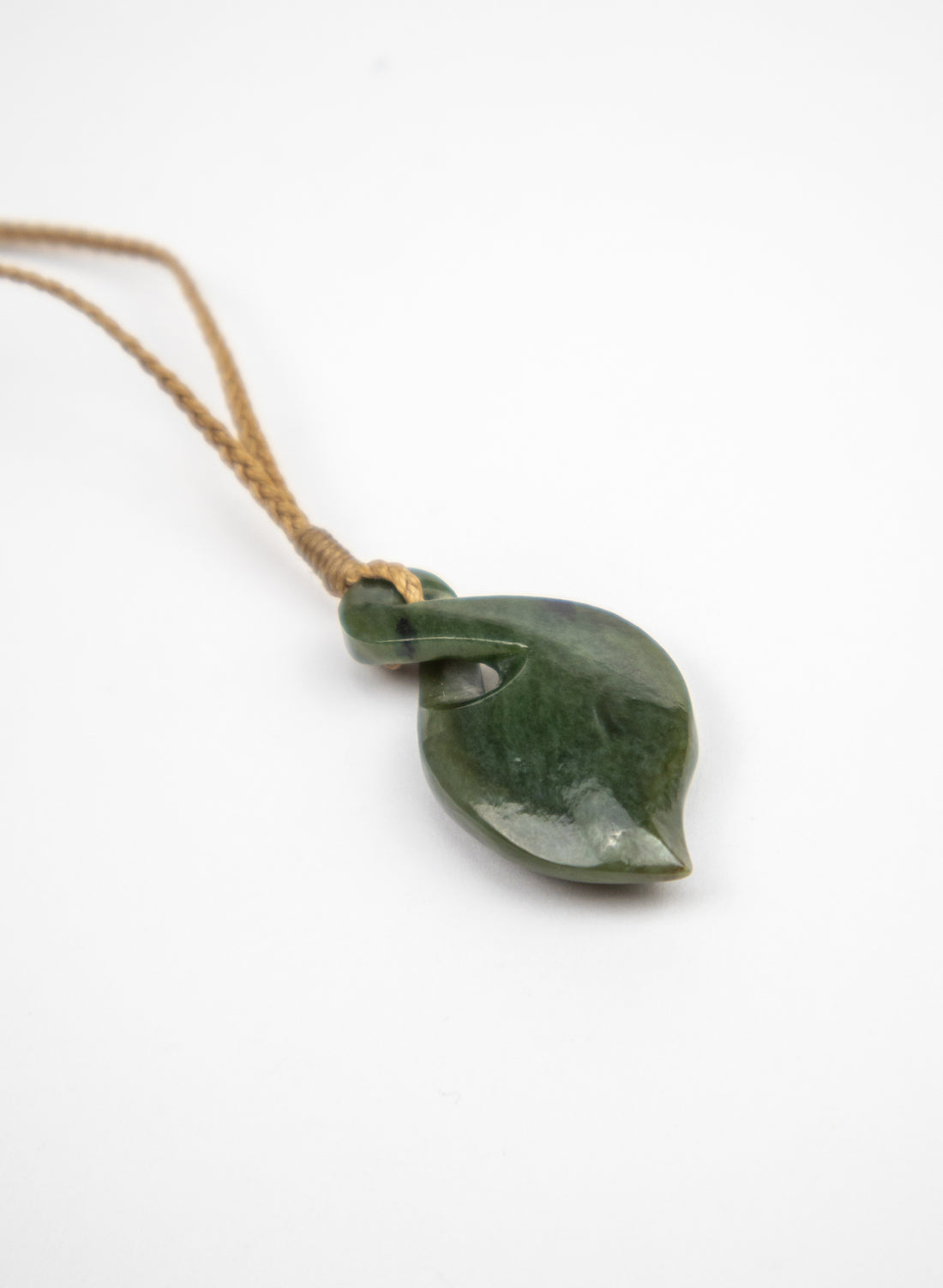 Bound Pounamu Pikorua