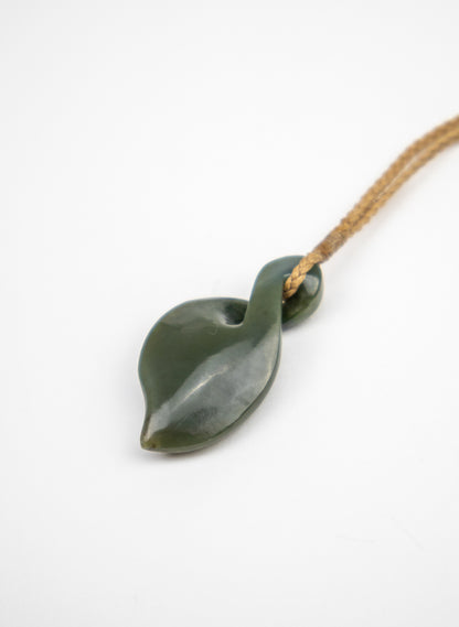 Bound Pounamu Pikorua