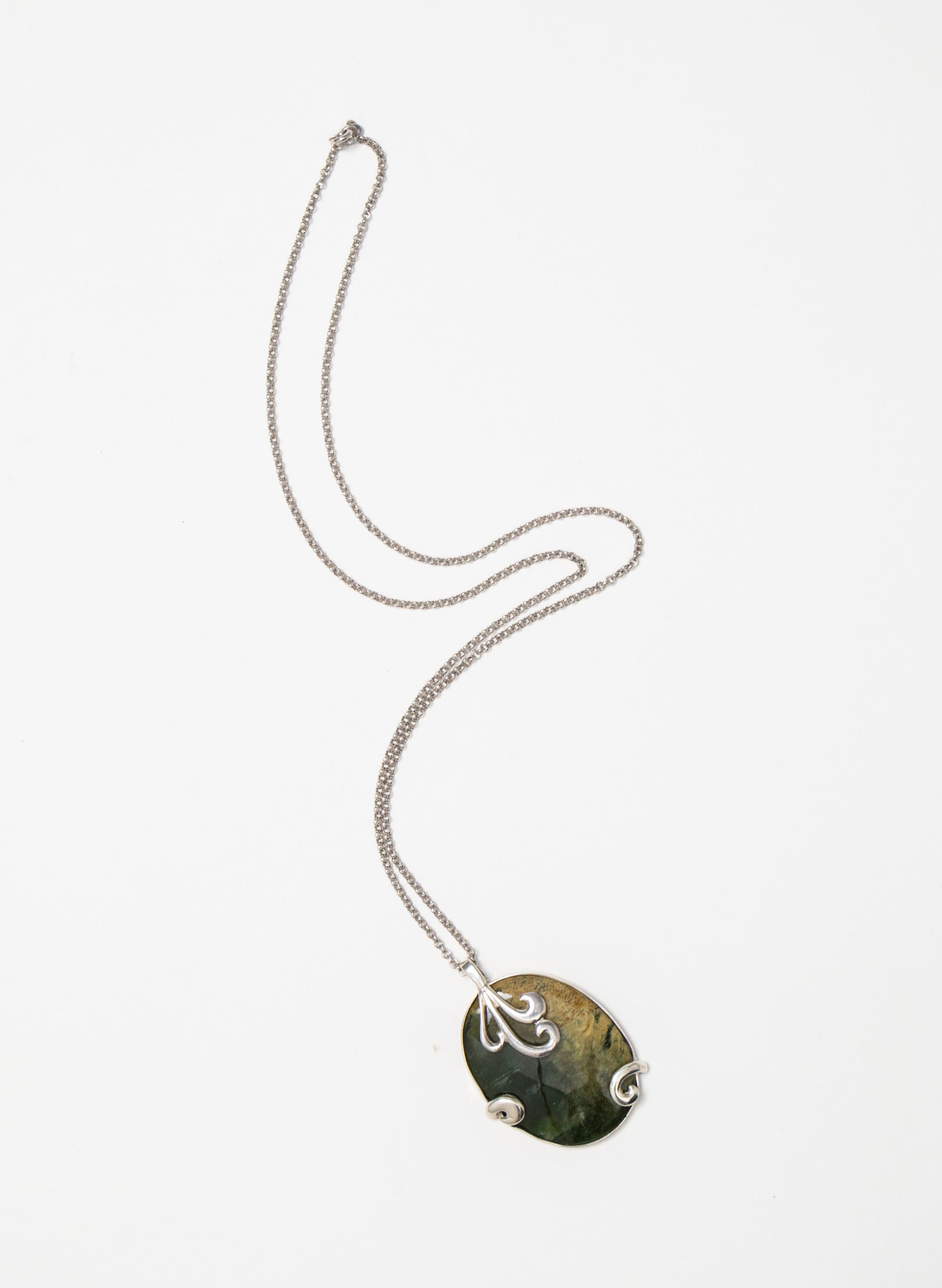 Hei Kaki Silver Pounamu