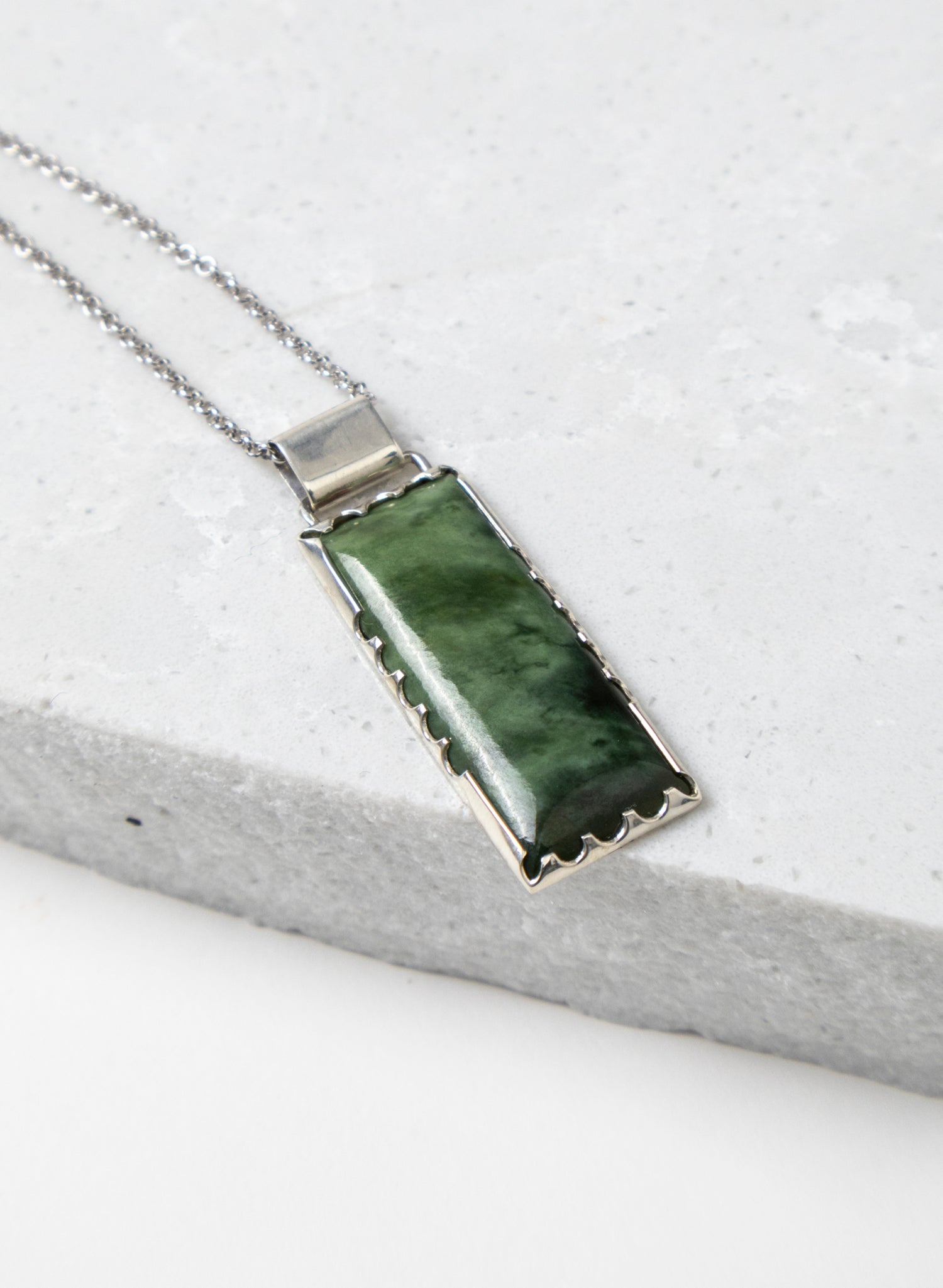 Hei Kaki Silver Pounamu