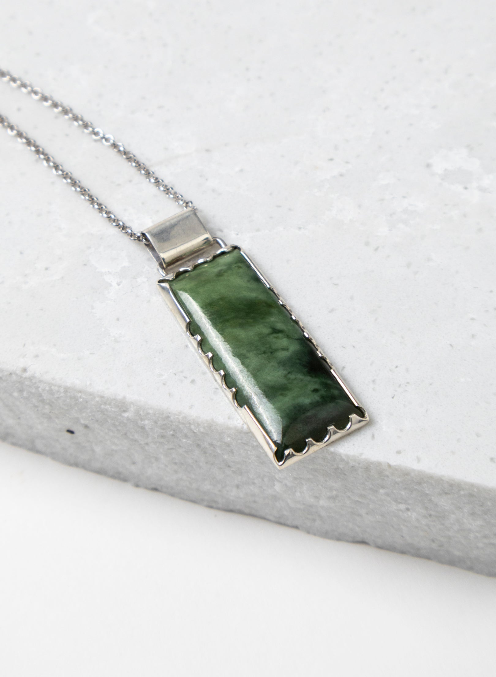 Hei Kaki Silver Pounamu