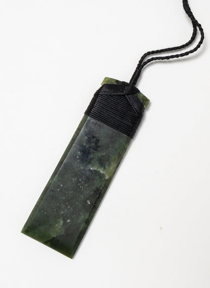Bound Pounamu Hei Toki