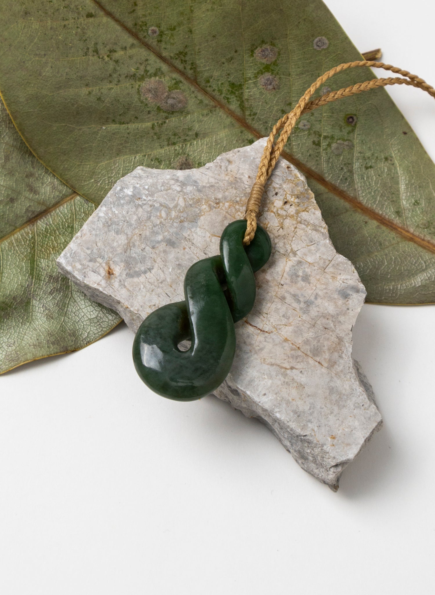 Pounamu Pikorua Twist