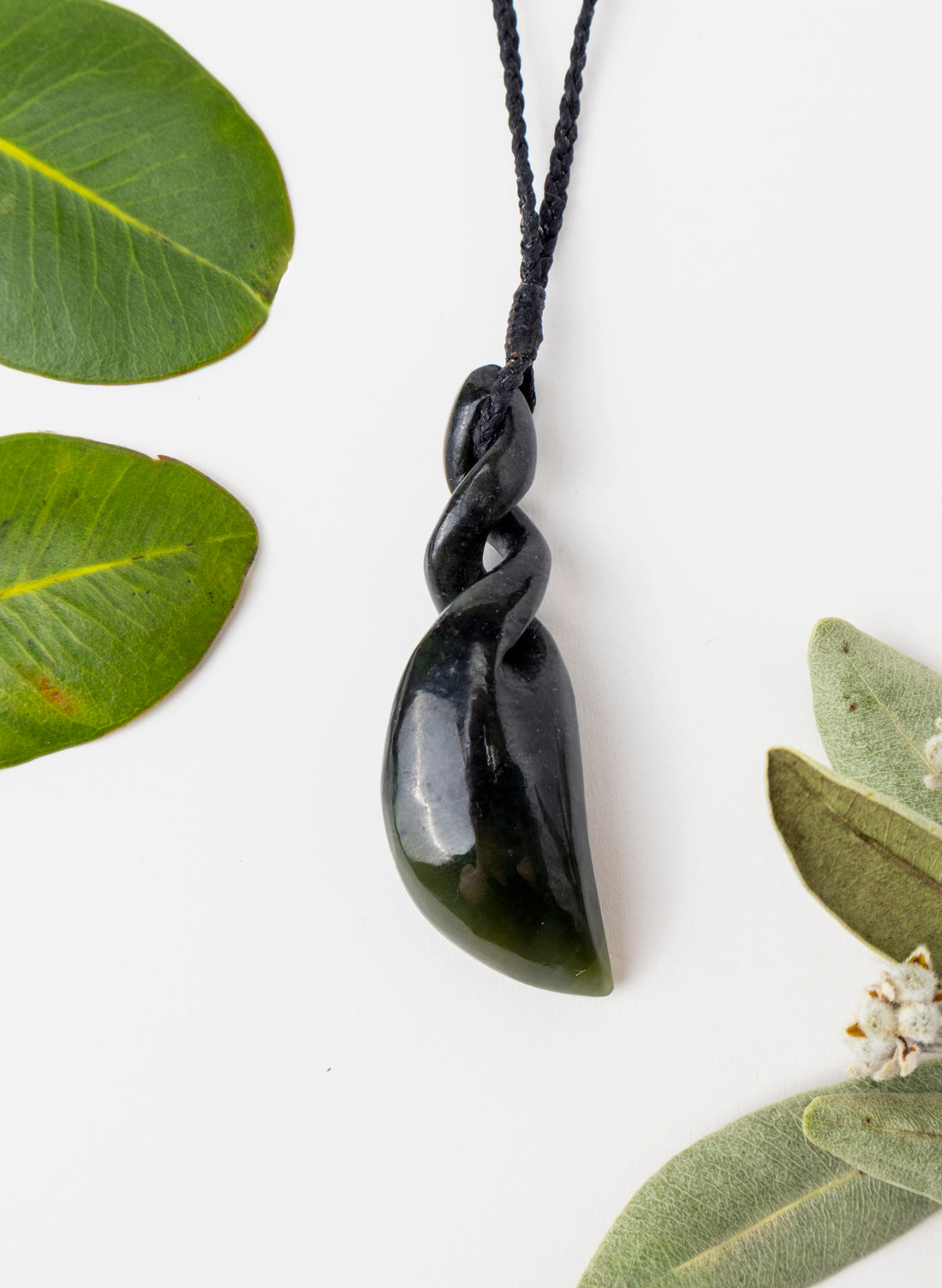 Pounamu Pikorua Twist